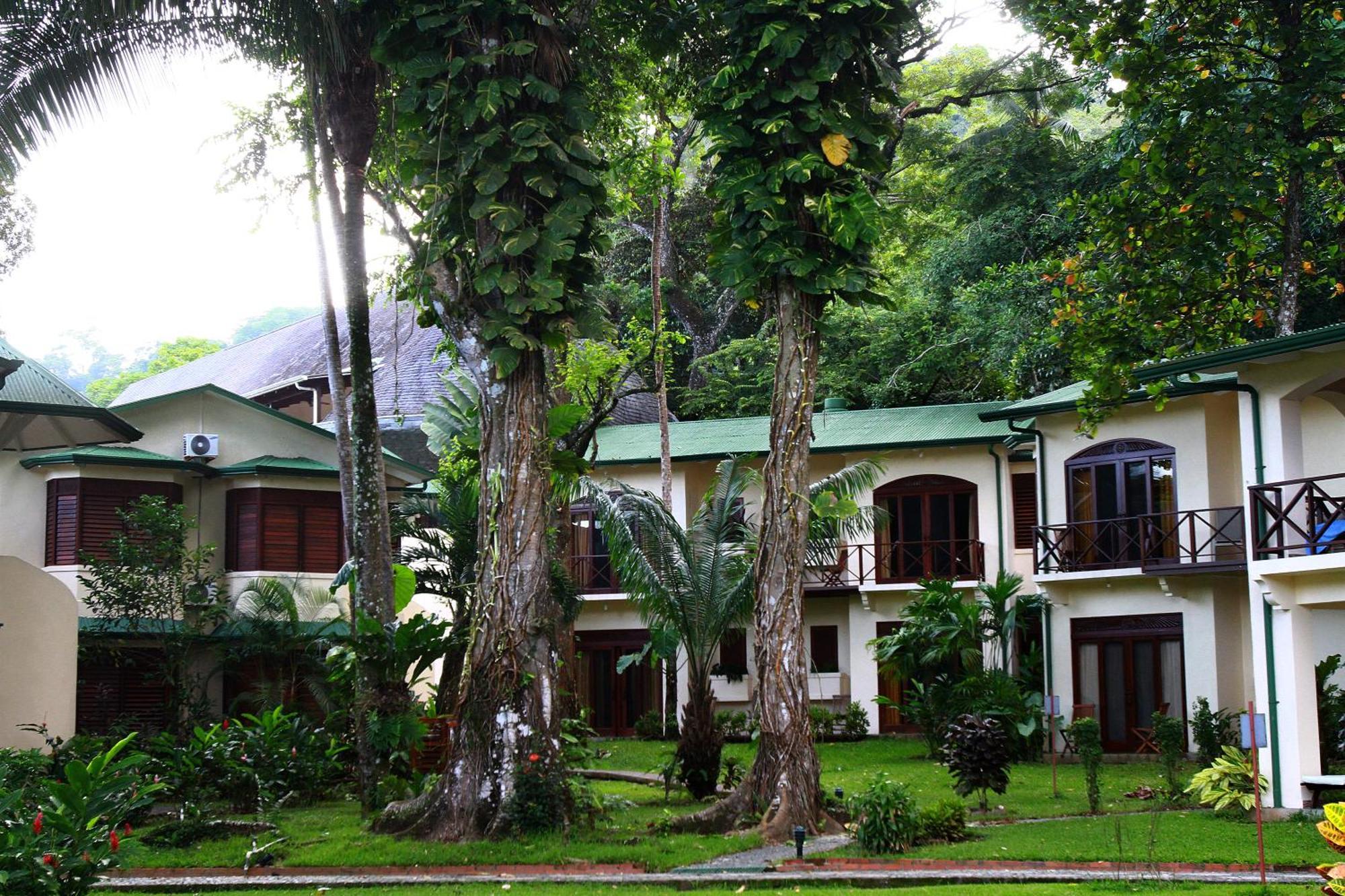 Club Del Mar Oceanfront Hotel Jacó Exterior foto